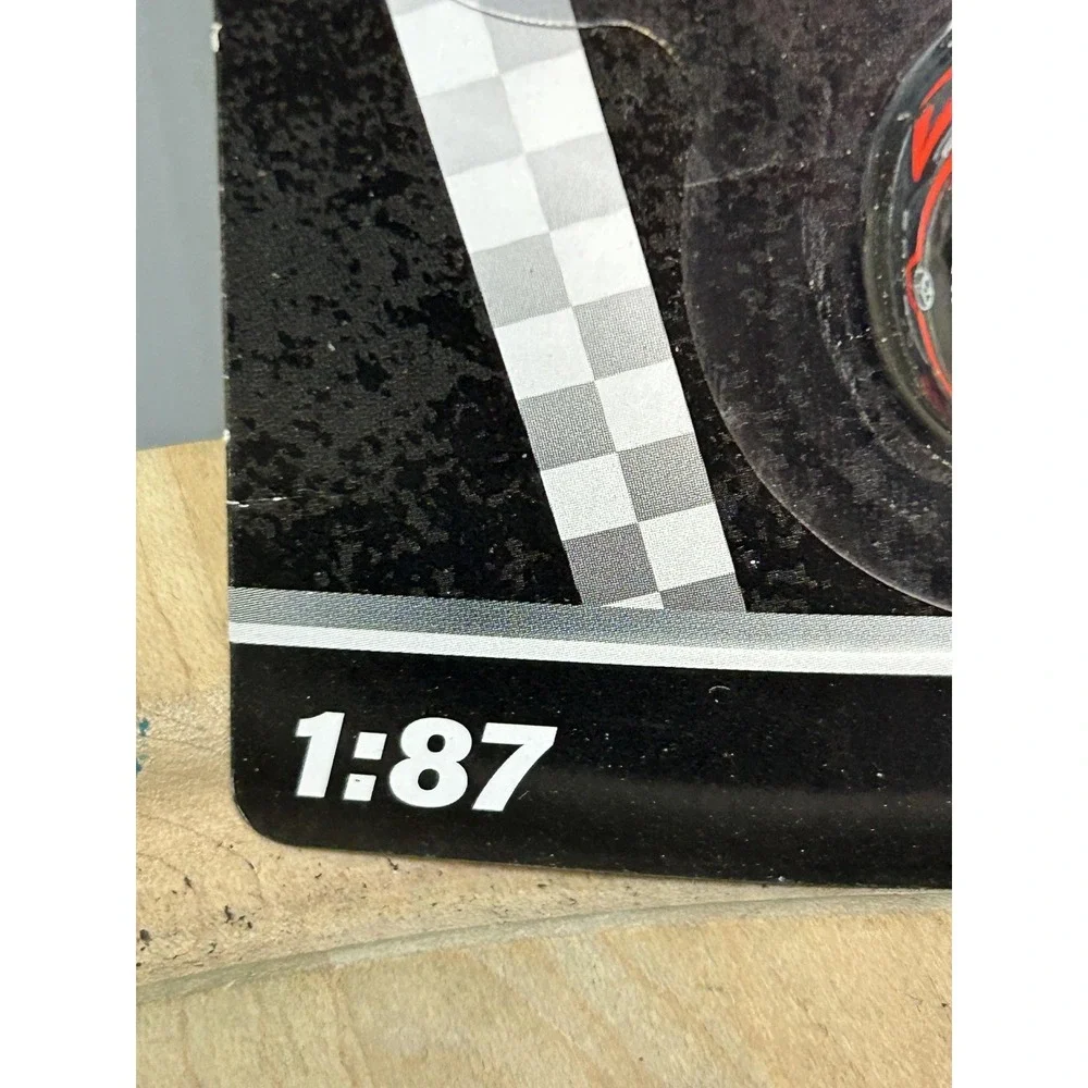 NASCAR Authentics Martin Truex Jr‎ 1:87 Car 2-Pack 2020 Wave 02 No.19 Toyota